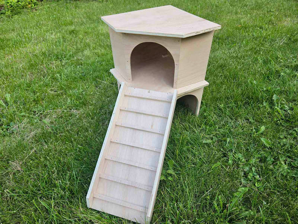 Hermann’s Tortoise Two Storey Tortoise Table Vivarium House 35Hx25Dx25W cm