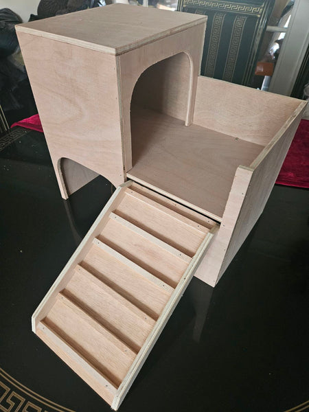 Tortoise Table Vivarium House 40Wx24Dx35H cm flat roof