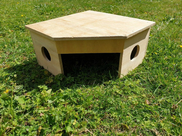 Guinea Pig Corner Play House Shelter Hutch HIDEOUT HIDE HIDEAWAY 12''x12''x6''